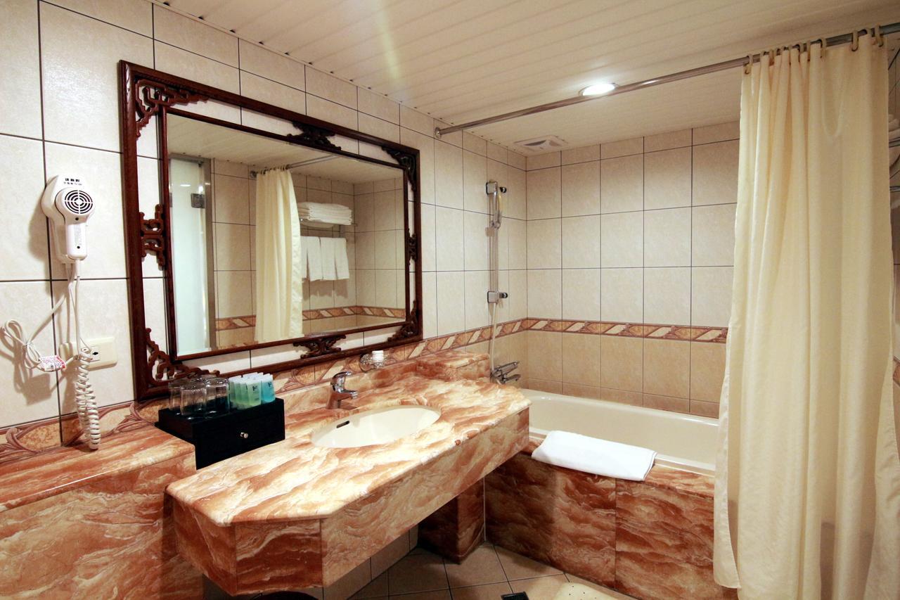 King'S Paradise Hotel Trung Lịch Ngoại thất bức ảnh