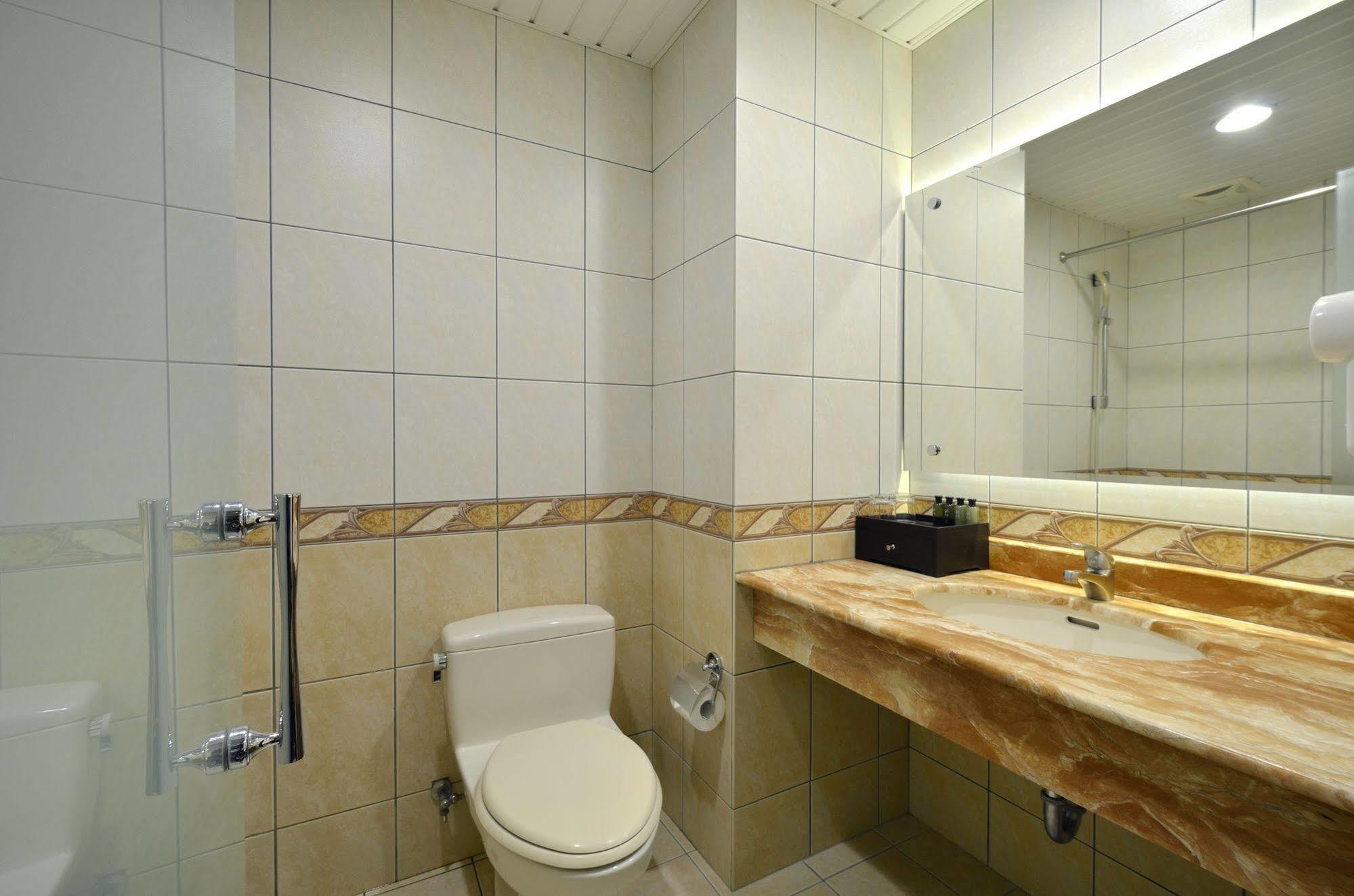 King'S Paradise Hotel Trung Lịch Ngoại thất bức ảnh