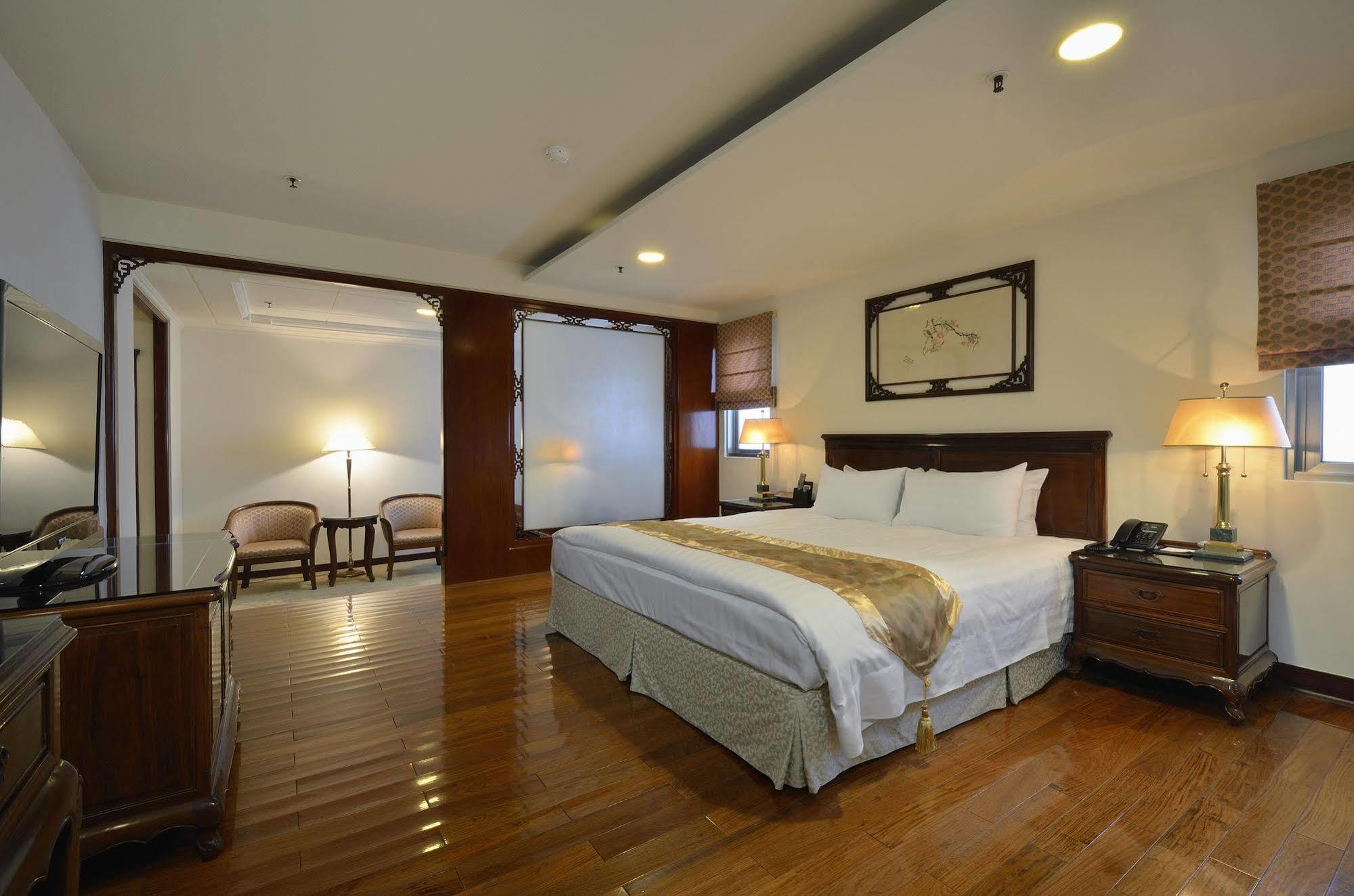 King'S Paradise Hotel Trung Lịch Ngoại thất bức ảnh